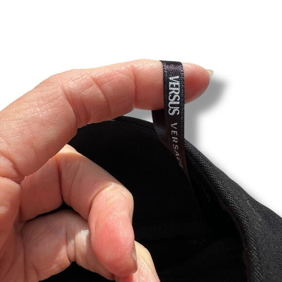 Versace Versus Shorts Tessuto Bermuda Womens 30" Black Pleated Wool Luxury Italy - Picture 15 of 16